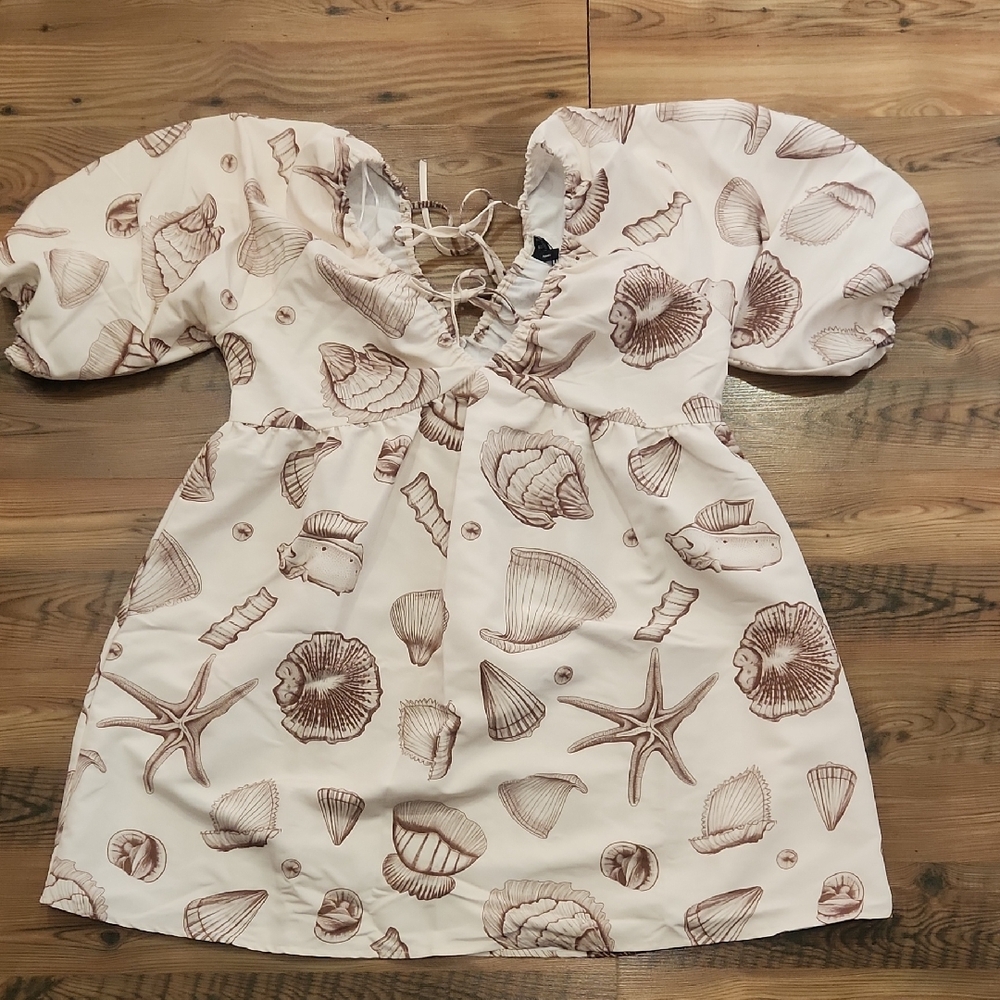 Vero Moda Cream and Brown Shell Print Mini Dress